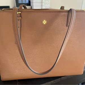 Tory Burch Large double zip tote